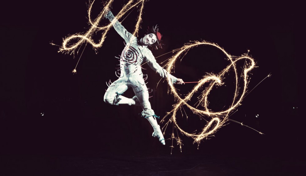 A generic square placeholder image with rounded corners in a figure.