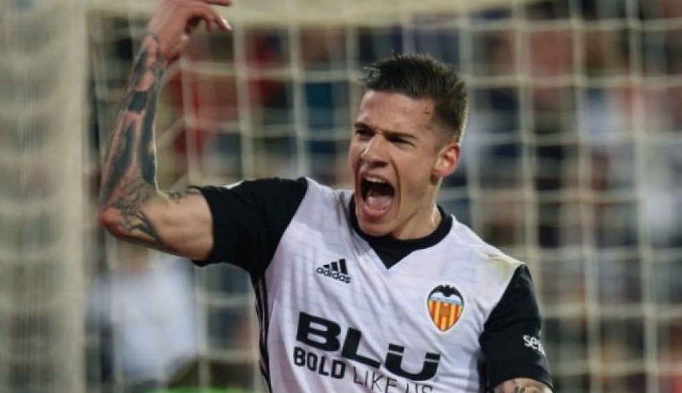 A generic square placeholder image with rounded corners in a figure.