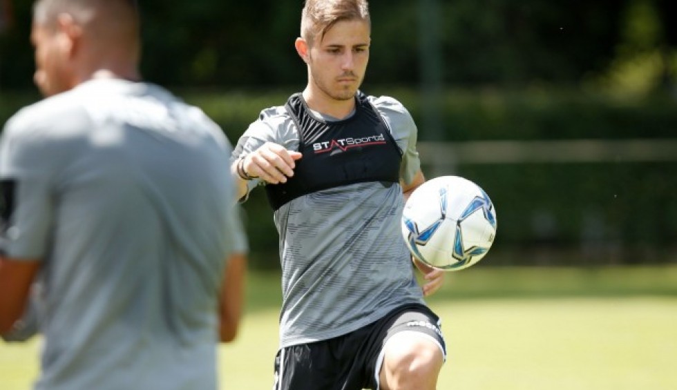 A generic square placeholder image with rounded corners in a figure.