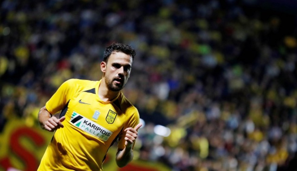 A generic square placeholder image with rounded corners in a figure.