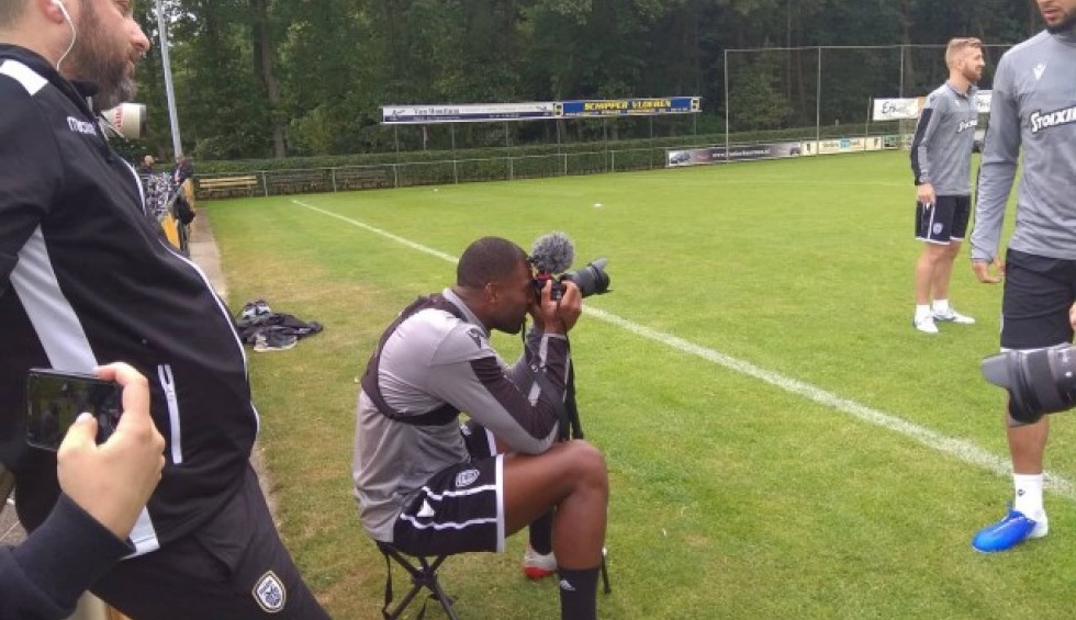 A generic square placeholder image with rounded corners in a figure.