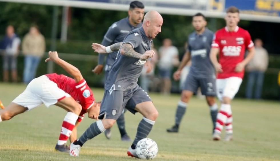 A generic square placeholder image with rounded corners in a figure.