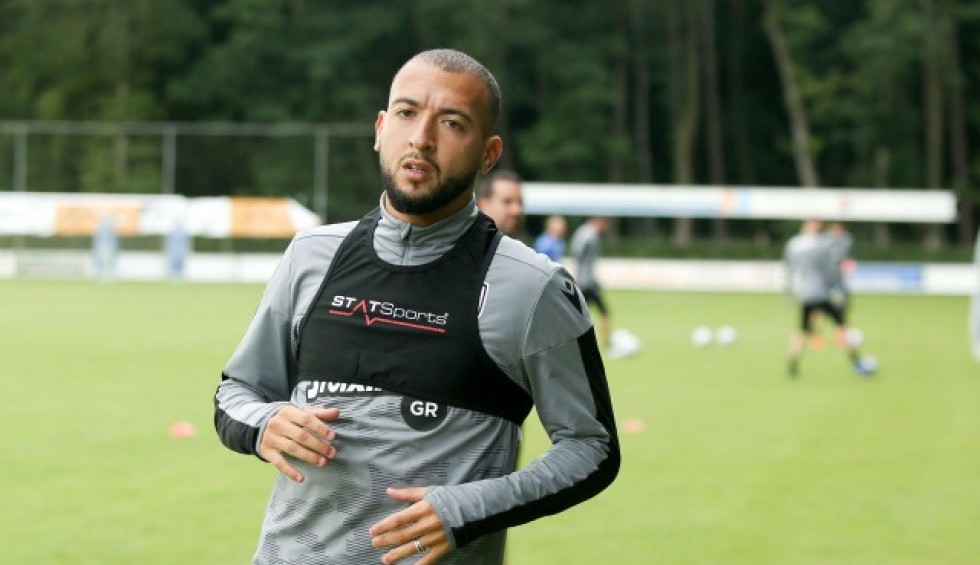 A generic square placeholder image with rounded corners in a figure.