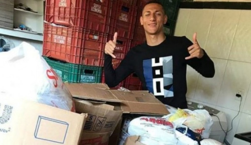 A generic square placeholder image with rounded corners in a figure.