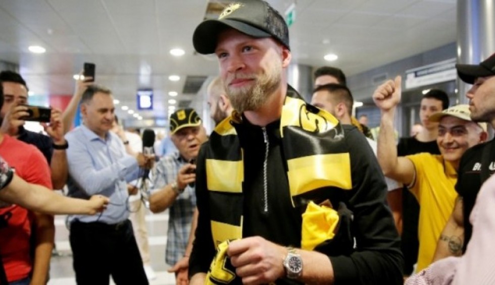 A generic square placeholder image with rounded corners in a figure.