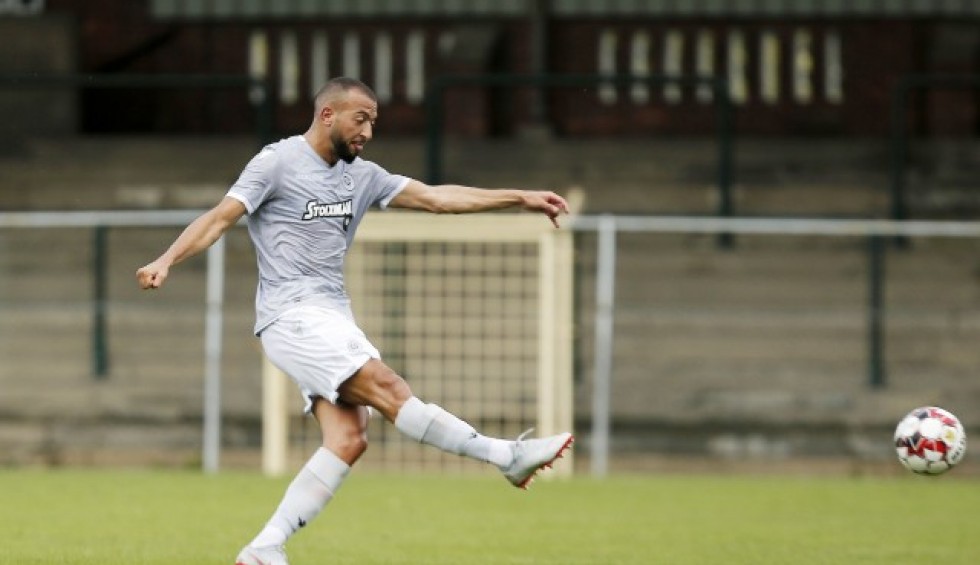 A generic square placeholder image with rounded corners in a figure.