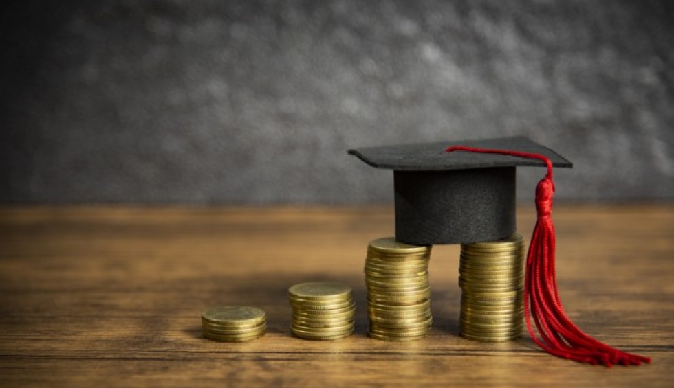 A generic square placeholder image with rounded corners in a figure.