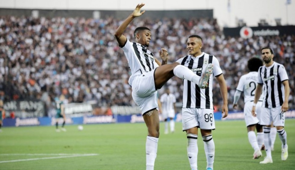 A generic square placeholder image with rounded corners in a figure.