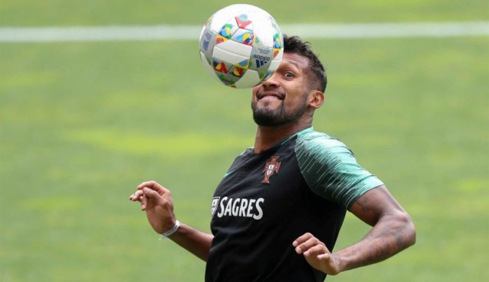 A generic square placeholder image with rounded corners in a figure.