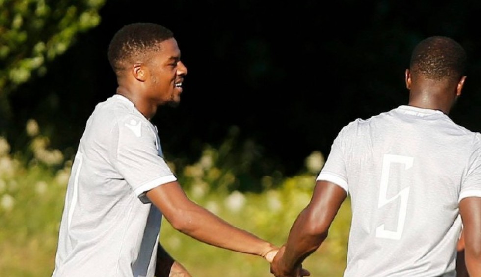 A generic square placeholder image with rounded corners in a figure.