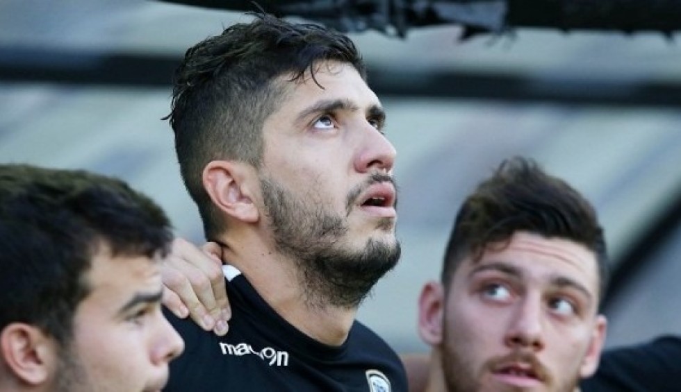 A generic square placeholder image with rounded corners in a figure.