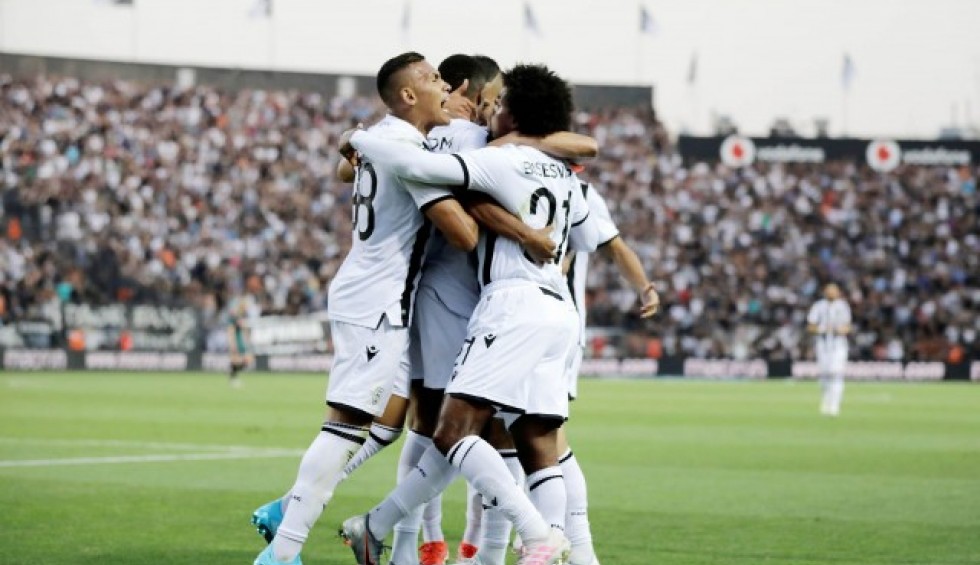 A generic square placeholder image with rounded corners in a figure.