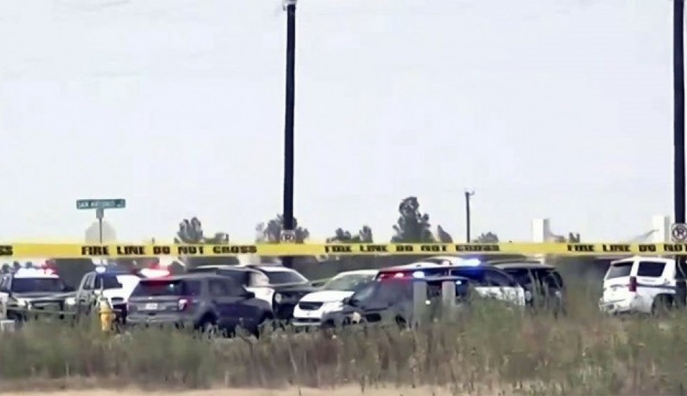 A generic square placeholder image with rounded corners in a figure.