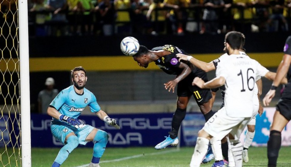 A generic square placeholder image with rounded corners in a figure.