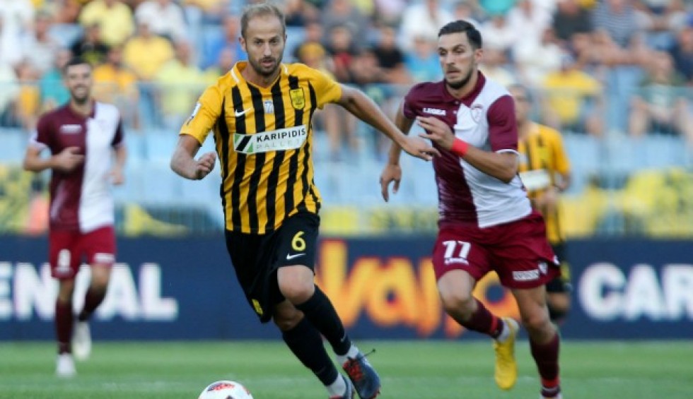 A generic square placeholder image with rounded corners in a figure.