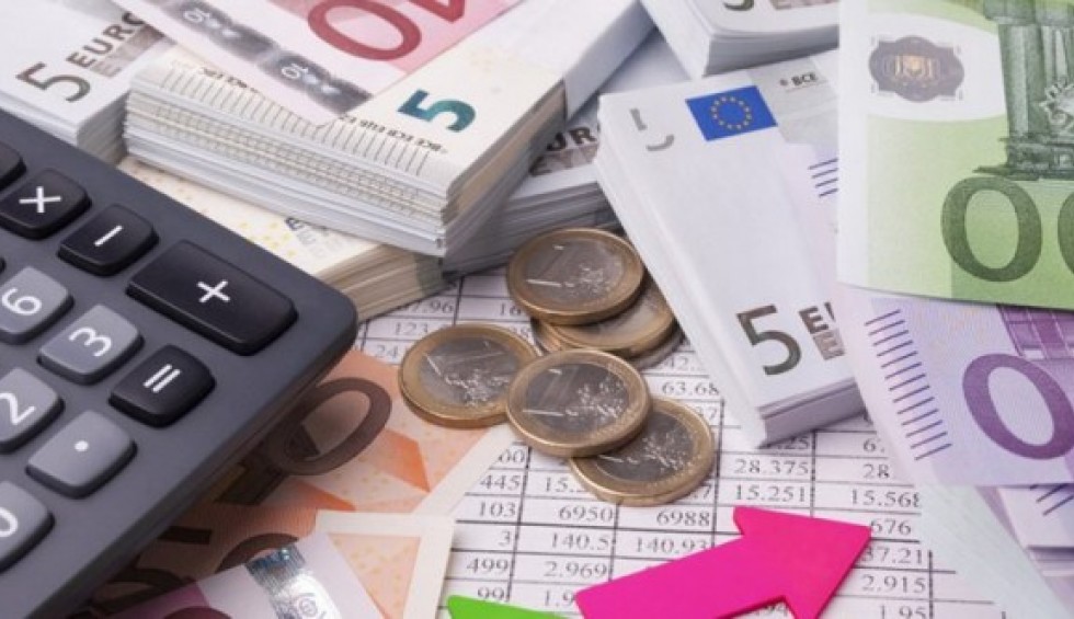 A generic square placeholder image with rounded corners in a figure.