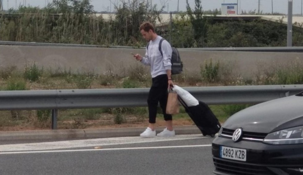 A generic square placeholder image with rounded corners in a figure.