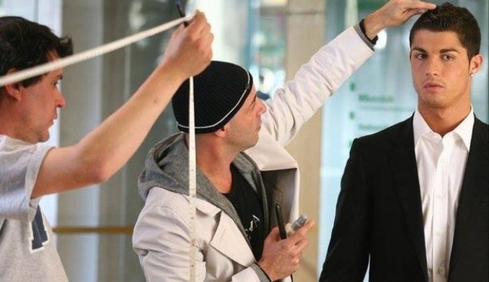 A generic square placeholder image with rounded corners in a figure.