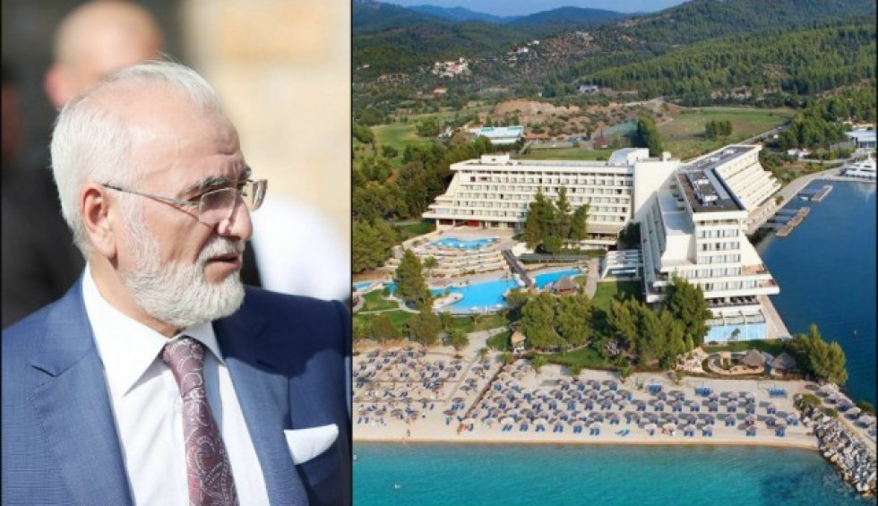 A generic square placeholder image with rounded corners in a figure.