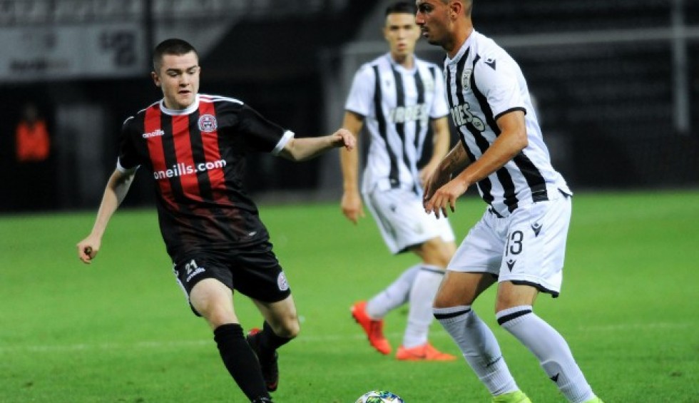 A generic square placeholder image with rounded corners in a figure.