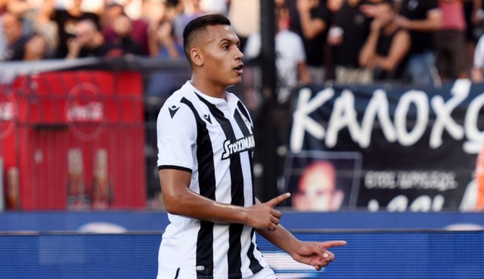 A generic square placeholder image with rounded corners in a figure.