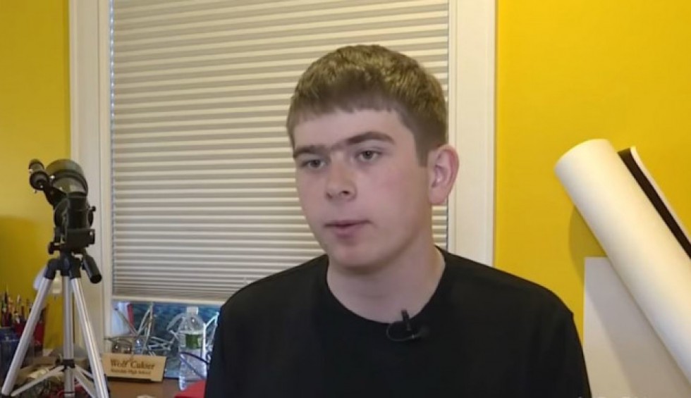 A generic square placeholder image with rounded corners in a figure.