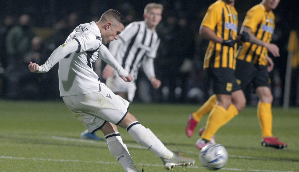 A generic square placeholder image with rounded corners in a figure.