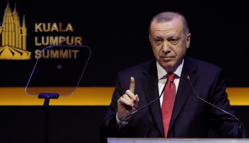 Πυρά Ερντογάν κατά Μητσοτάκη λόγω Χαφτάρ