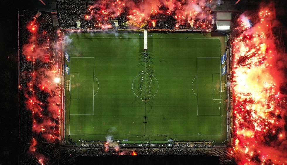 A generic square placeholder image with rounded corners in a figure.