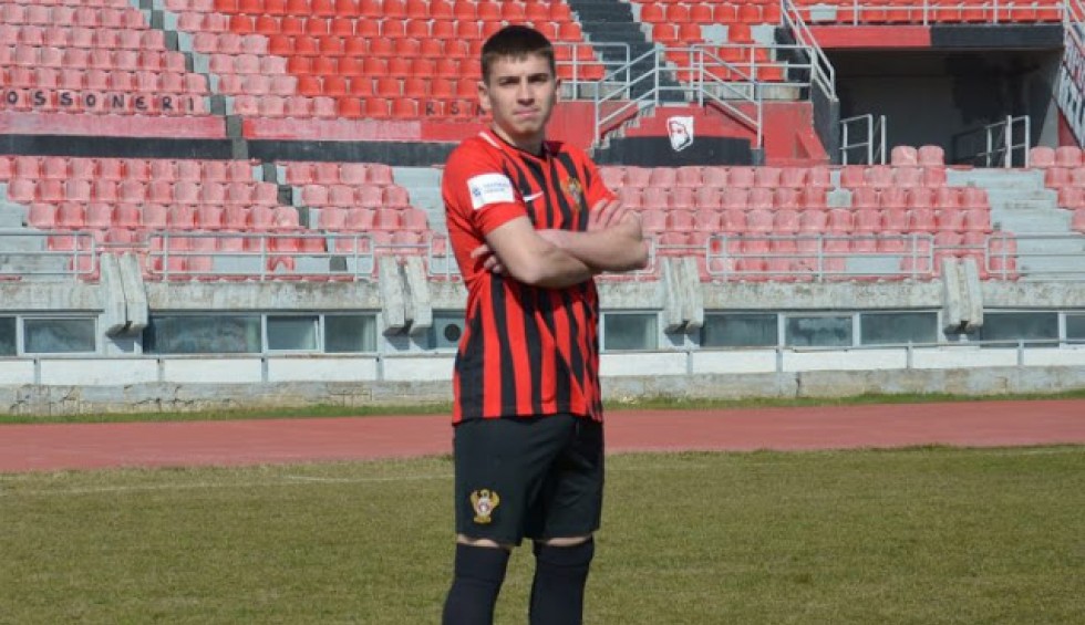 A generic square placeholder image with rounded corners in a figure.