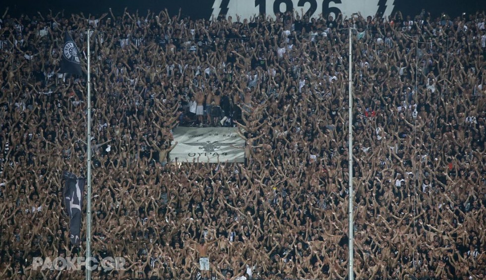 ΠΑΟΚ: Πάθος και στήριξη στο ντέρμπι, επετειακό ημερολόγιο της Θύρας 4