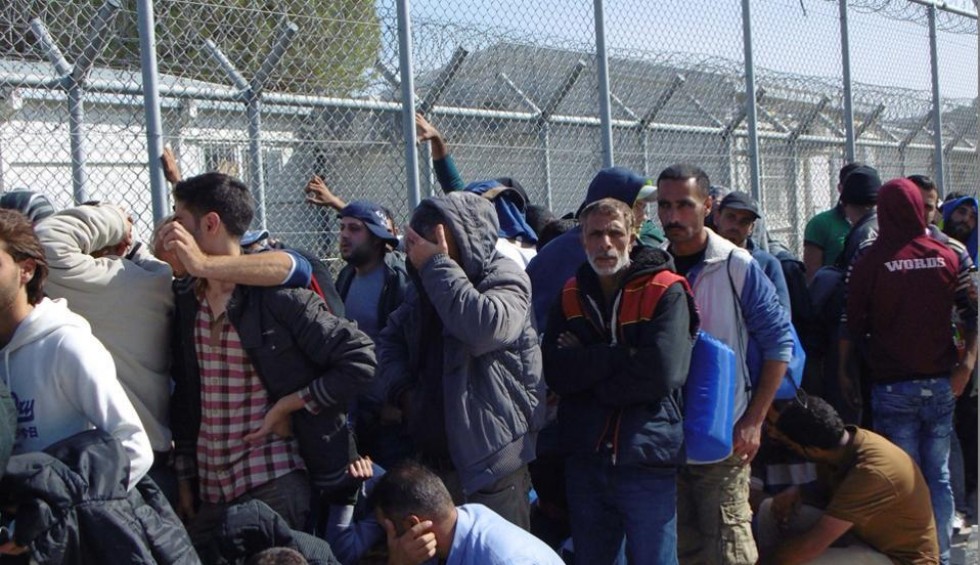 A generic square placeholder image with rounded corners in a figure.