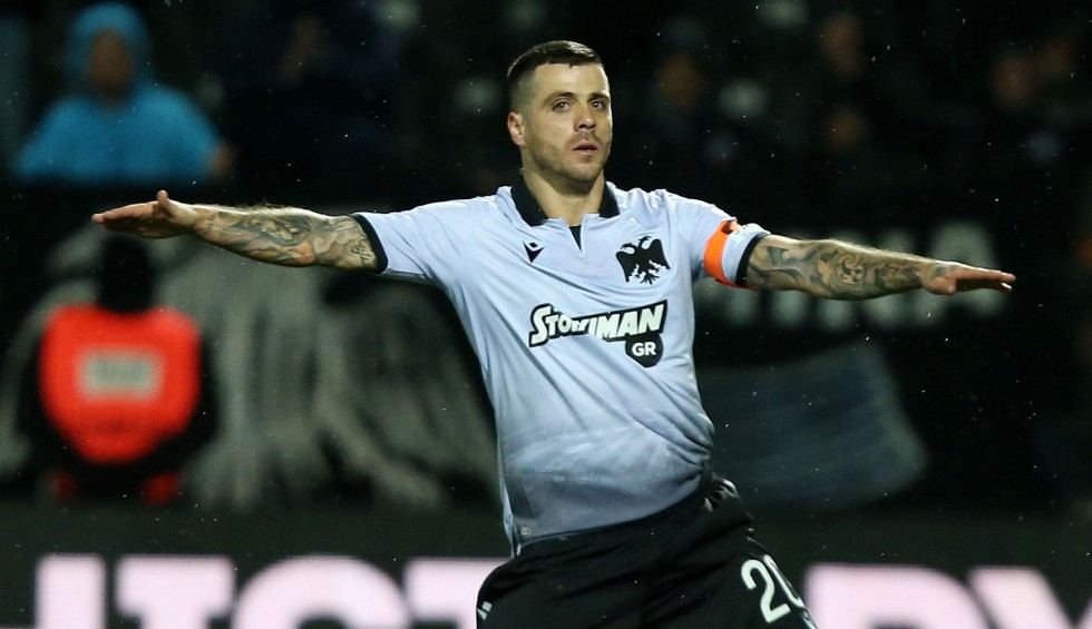 A generic square placeholder image with rounded corners in a figure.