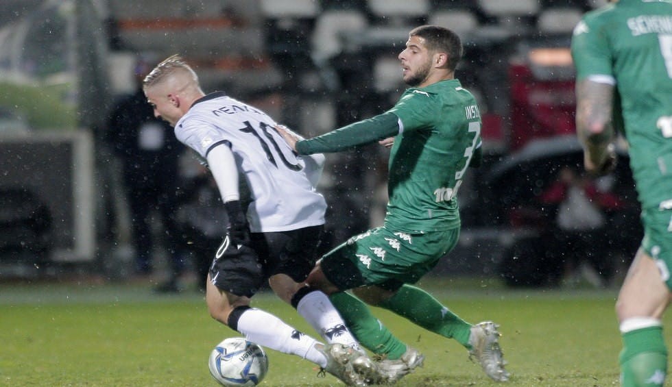 A generic square placeholder image with rounded corners in a figure.