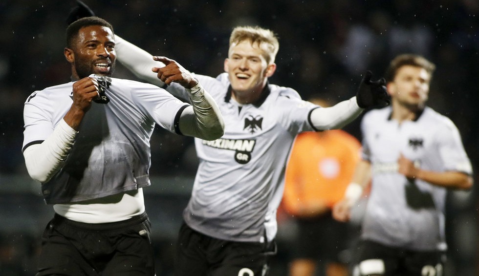 A generic square placeholder image with rounded corners in a figure.