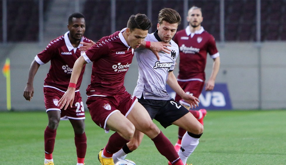 A generic square placeholder image with rounded corners in a figure.