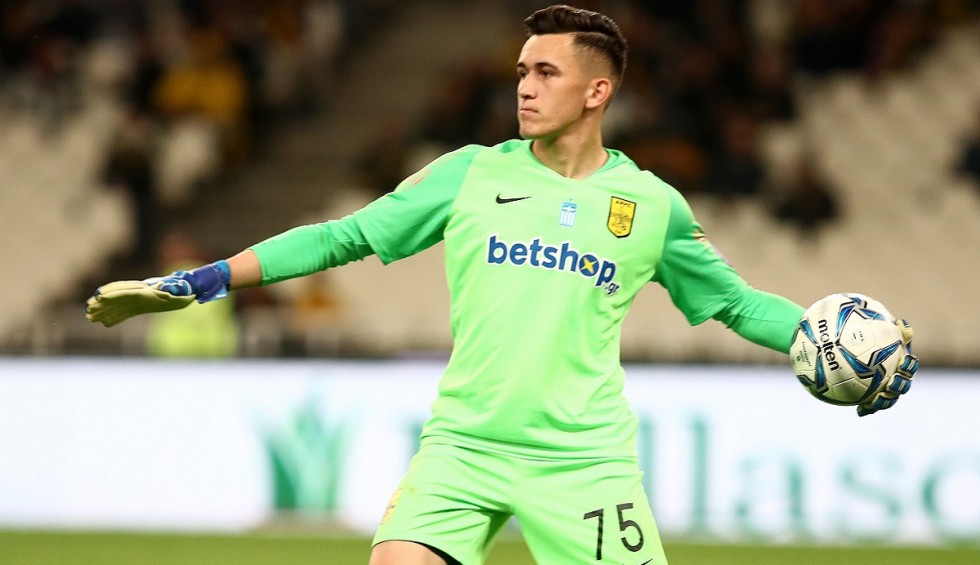 A generic square placeholder image with rounded corners in a figure.