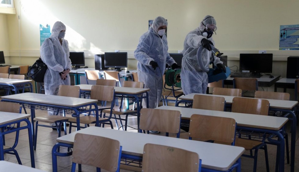 A generic square placeholder image with rounded corners in a figure.