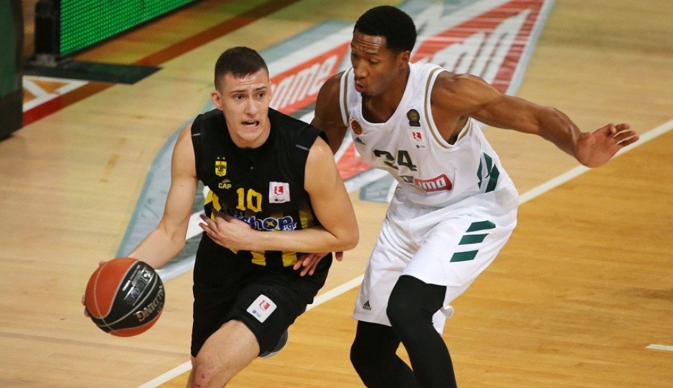 A generic square placeholder image with rounded corners in a figure.