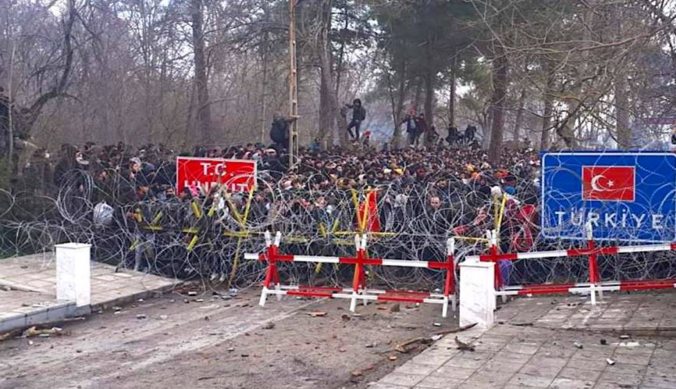 A generic square placeholder image with rounded corners in a figure.