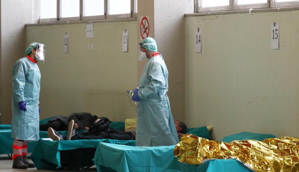 A generic square placeholder image with rounded corners in a figure.