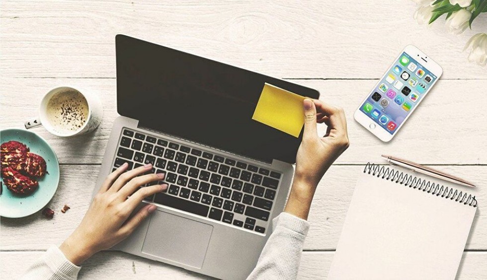 A generic square placeholder image with rounded corners in a figure.