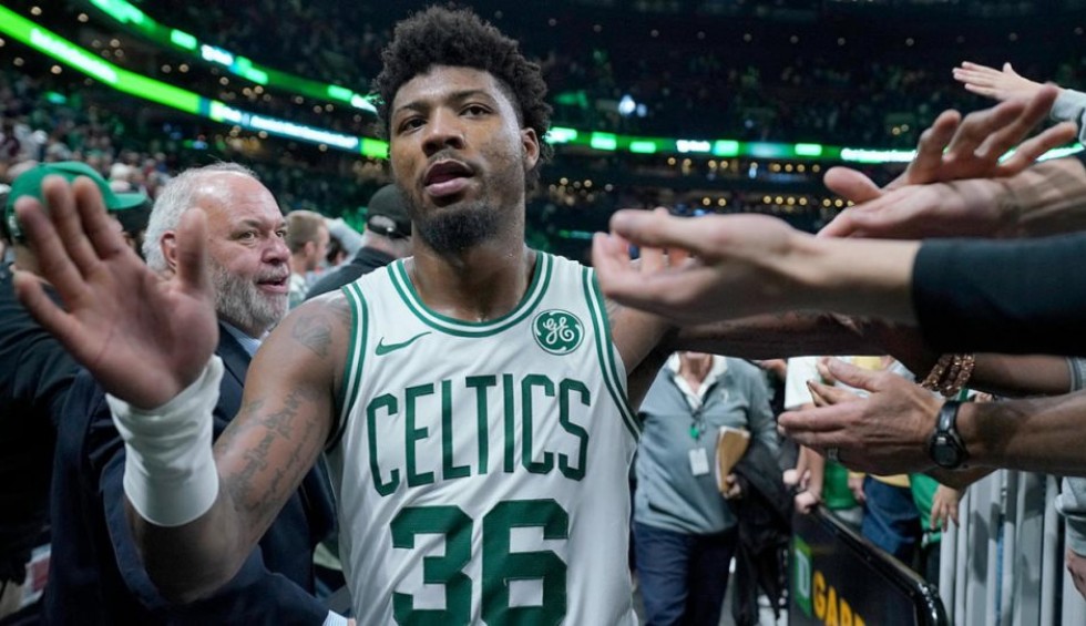 A generic square placeholder image with rounded corners in a figure.