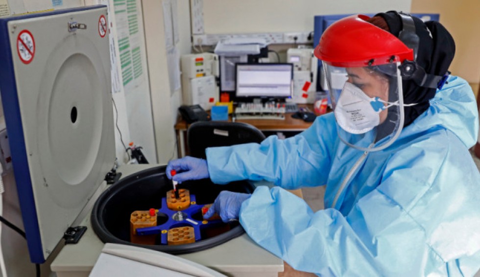 A generic square placeholder image with rounded corners in a figure.