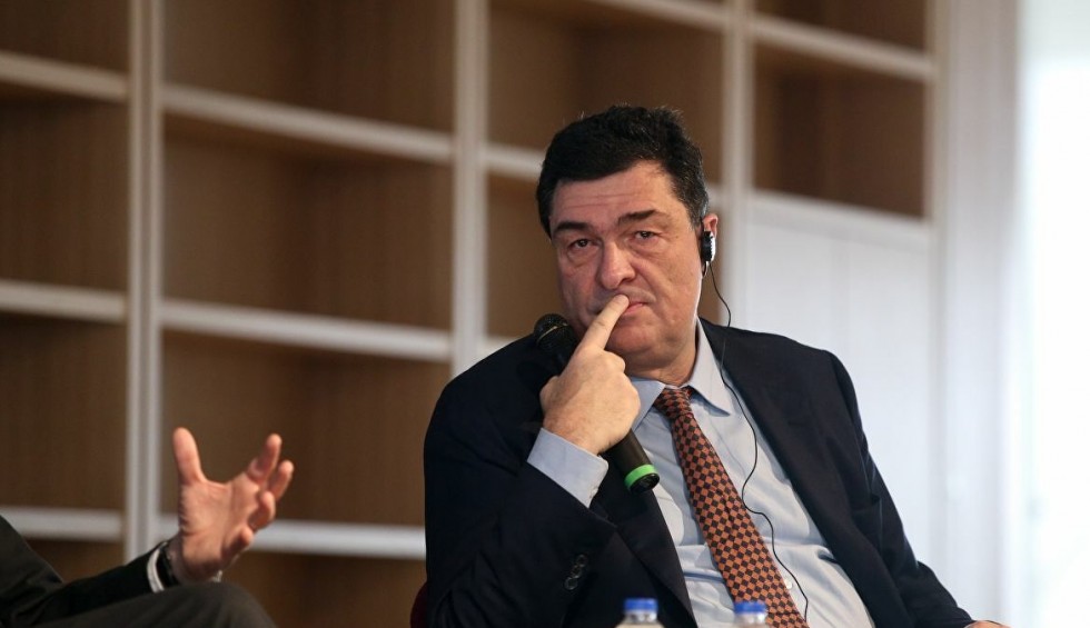 A generic square placeholder image with rounded corners in a figure.