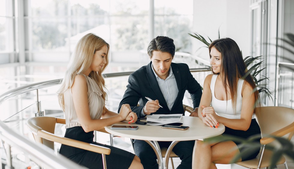 A generic square placeholder image with rounded corners in a figure.