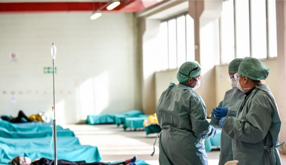 A generic square placeholder image with rounded corners in a figure.