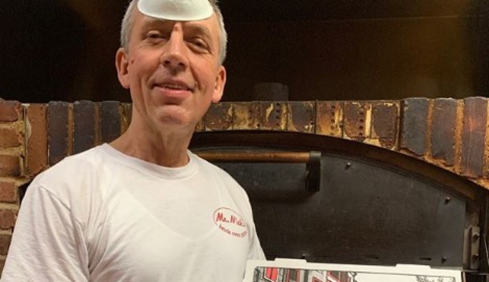 A generic square placeholder image with rounded corners in a figure.