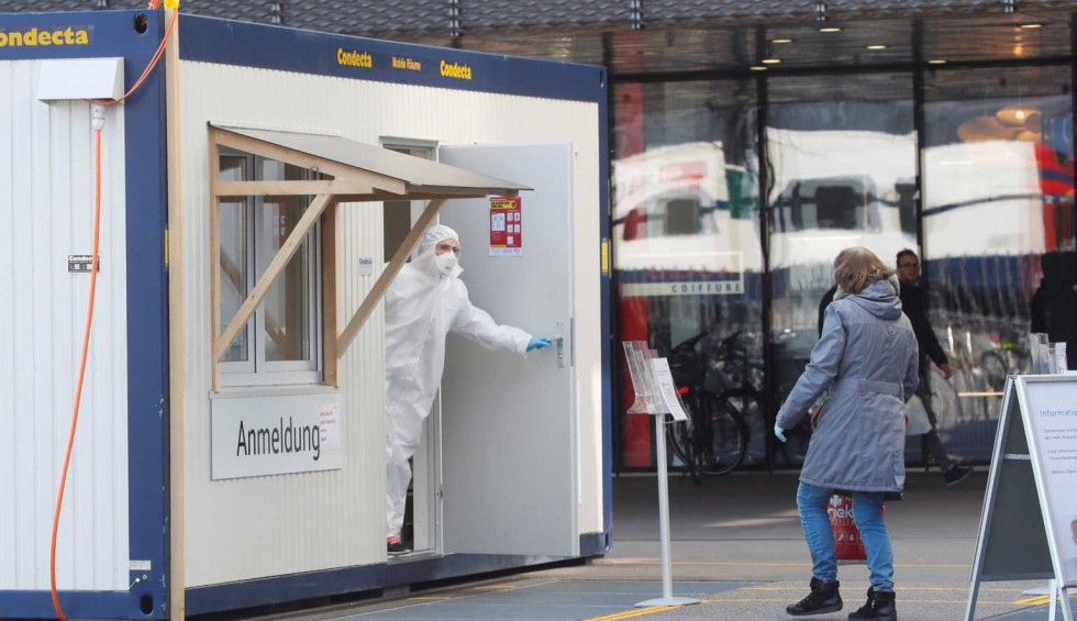 A generic square placeholder image with rounded corners in a figure.