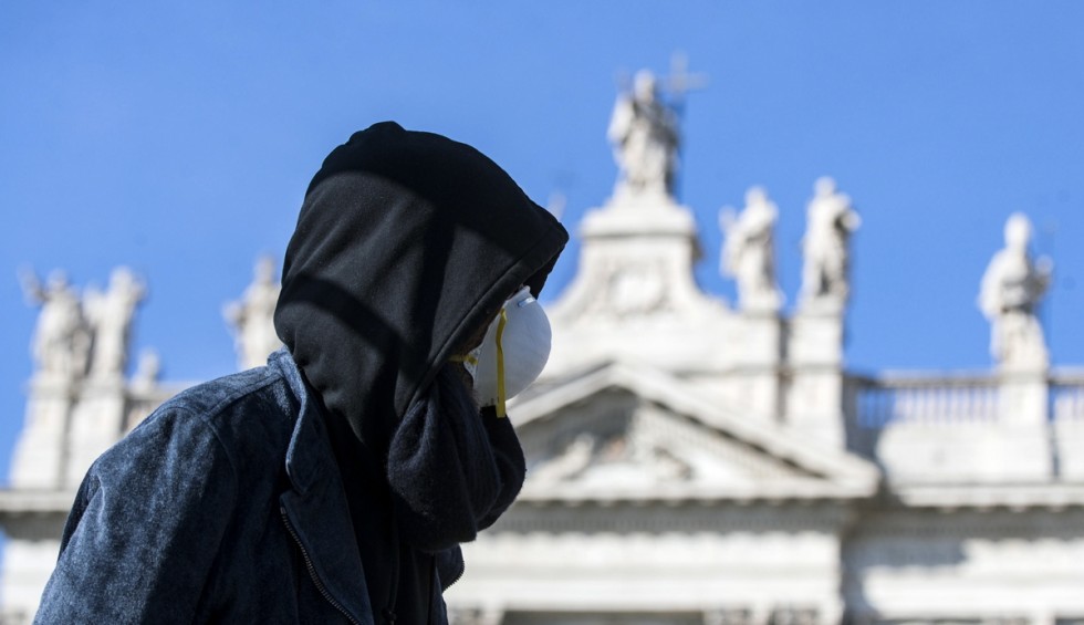 A generic square placeholder image with rounded corners in a figure.